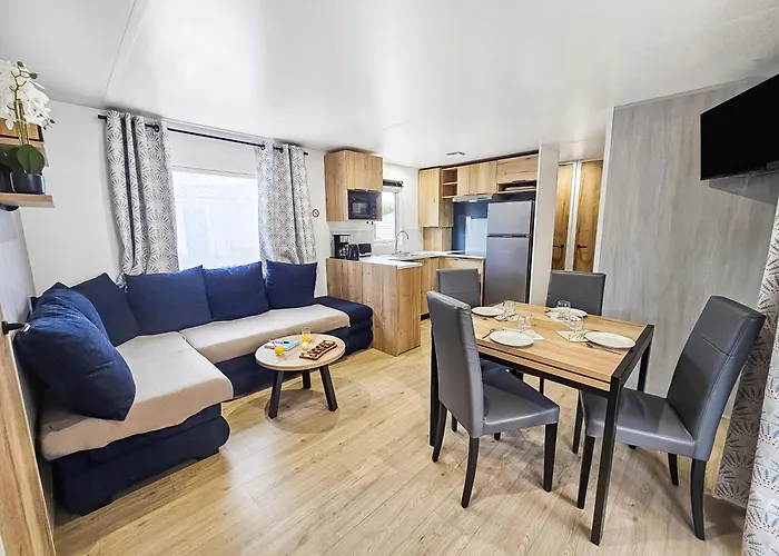 Campsite Sejour En Foret 4 Etoiles Litteau