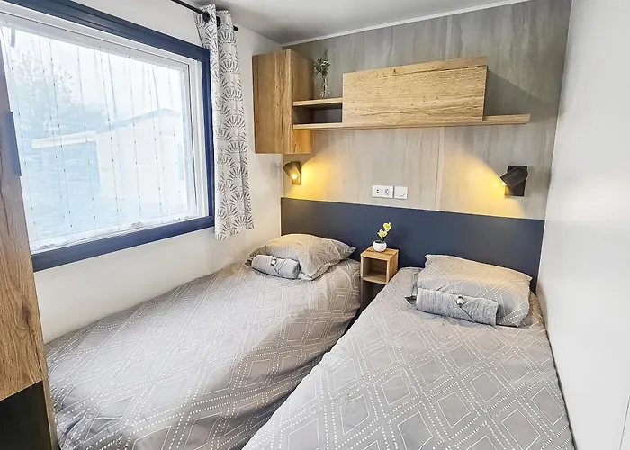 Campsite Sejour En Foret 4 Etoiles Litteau